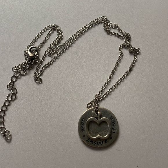 Teacher necklace - Picture 2 of 2